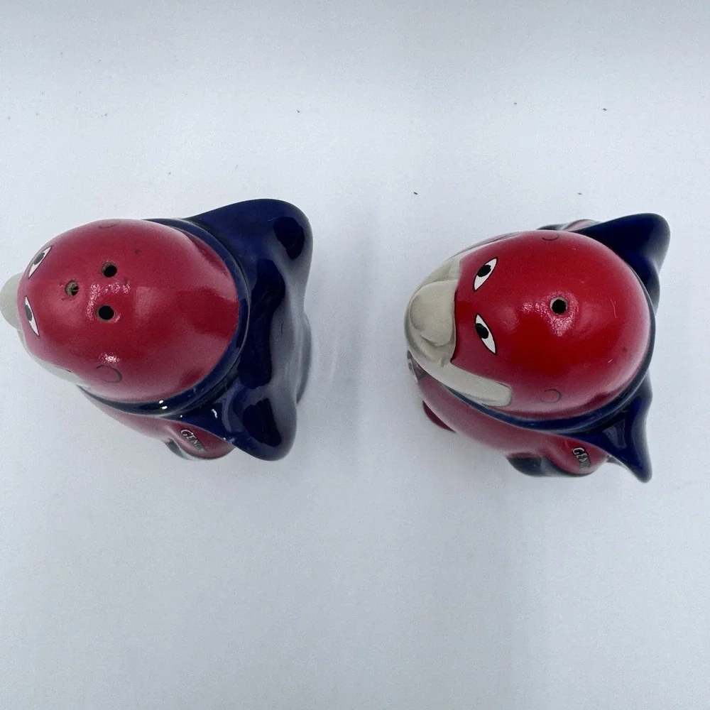 Budweiser Bud Man Salt And Pepper Shakers 1991‎ Vintage Genuine Blue Cape Used